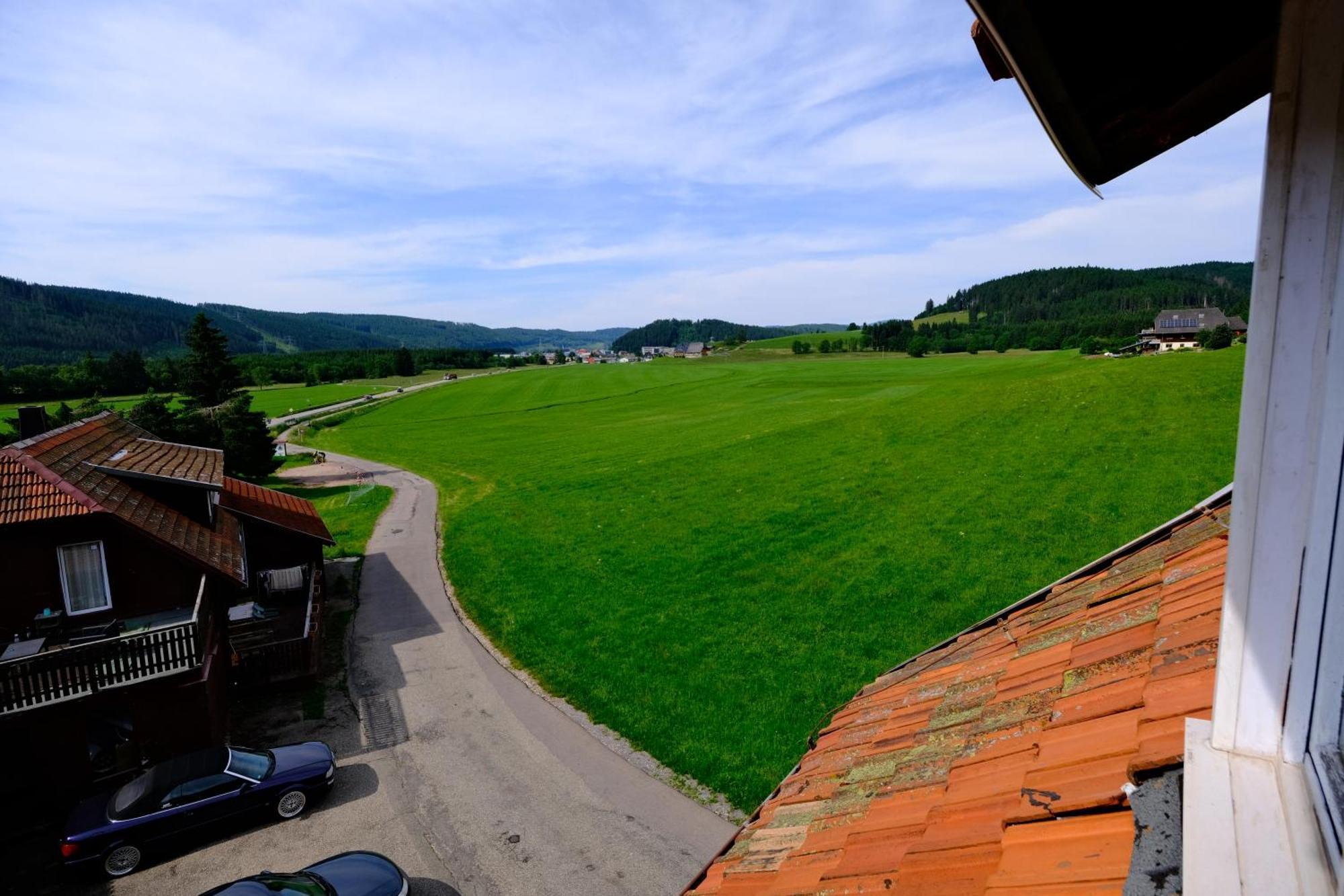 B Und B Titisee Hotel Sonnenmatte Nahe Badeparadies מראה חיצוני תמונה